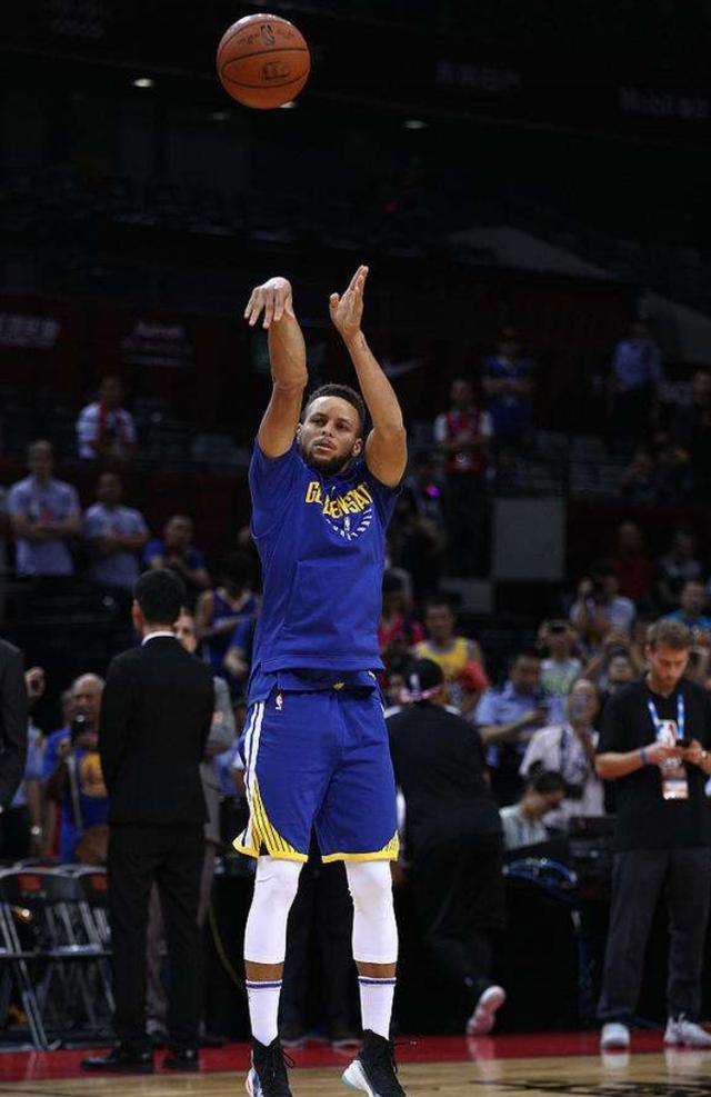 库里|投篮|桑亚_新浪新闻