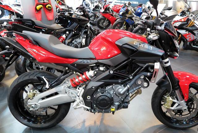 黄龙600见了也得叫爸爸,aprilia shiver 750