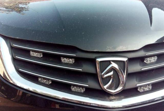 宝骏终于换掉了驴头车标但一看新的网友宝骏是要干掉哈弗