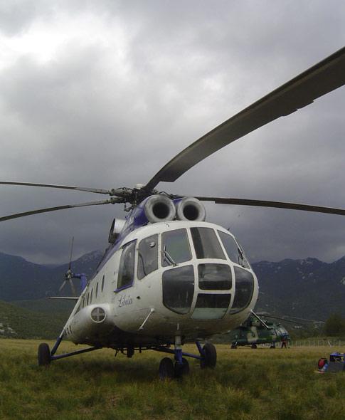 飞机资料库 之米8"河马"多用途直升机