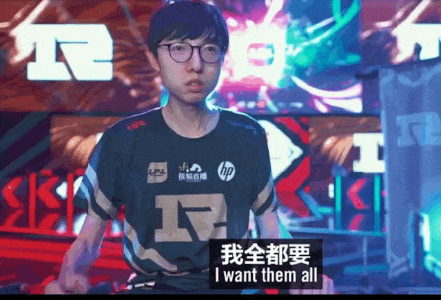 lol微笑谈厂长最近几年变化以前他是闷骚现在是明骚