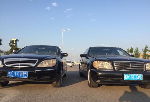 不同年代的顶级奔驰停在一起,虎头奔与蝴蝶奔,不一样的经典