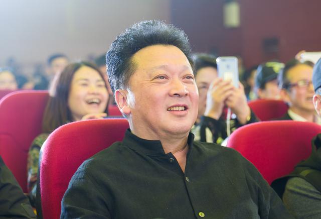 全国200余名男高音成都论剑 川音老师雍建军《峨眉酒家》破茧而出