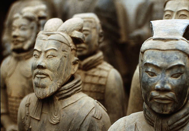 兵马俑贵为世界八大奇迹人们却好奇为啥士兵都是单眼皮