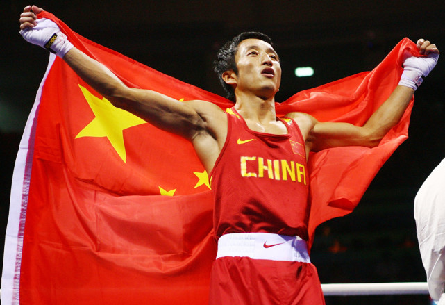 邹市明奥运夺冠10周年2夺亚运会拳击金牌霸气中国第一拳王