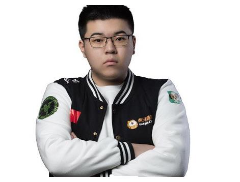 他又一次回到这个熟习的中央用力气欺侮自己网友等候又一奇