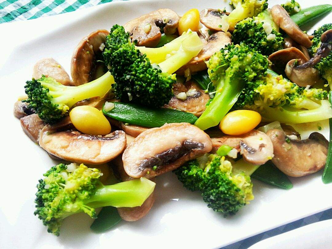 4道西兰花的素食家常菜,营养素含量相当丰富,美味又健康!