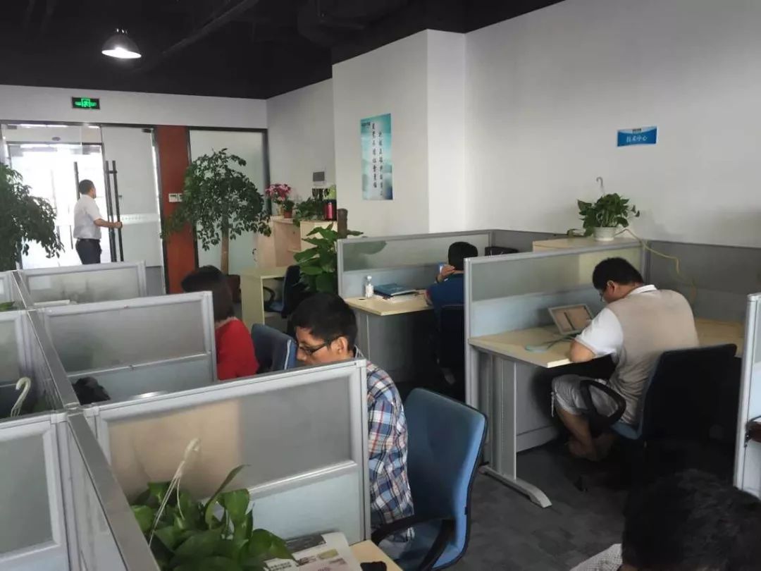 办公室上班必须领会的22条潜规则