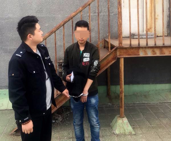 奇葩!饭店被入室盗窃9次仍不换锁 店主后知后觉报警_新浪看点