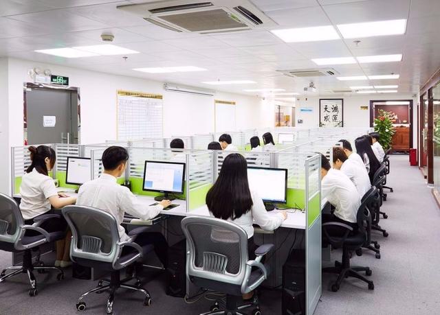 办公室文员工资不高,为什么很多人愿意做?原因很现实