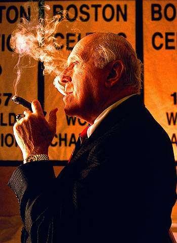 盘点nba中会抽烟的球员!阿杜科比尽显屌丝范,甜瓜秒变社会人