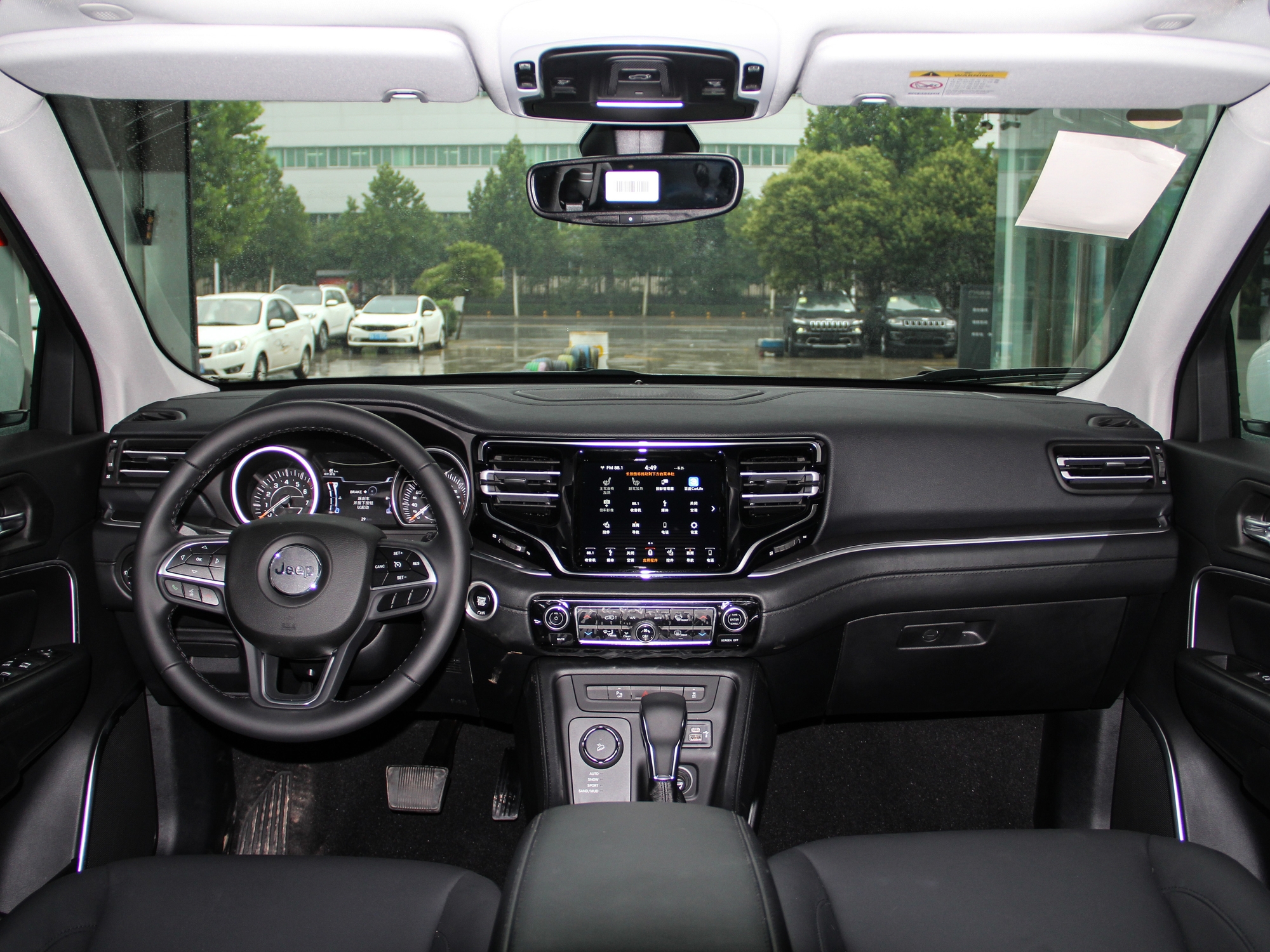 提升性价比,jeep大指挥官新增车型上市,定价让低功率版本尴尬