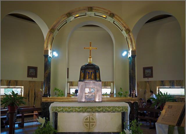 在耶稣"第二故乡"参观八福堂和五饼二鱼堂|加利利湖|耶稣|教堂_新浪