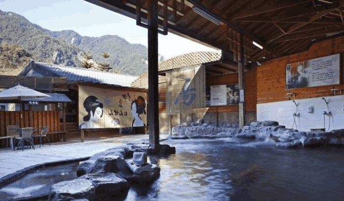 中国游客在日本泡温泉,遭到当地人"嘲笑":原来他们这样泡温泉