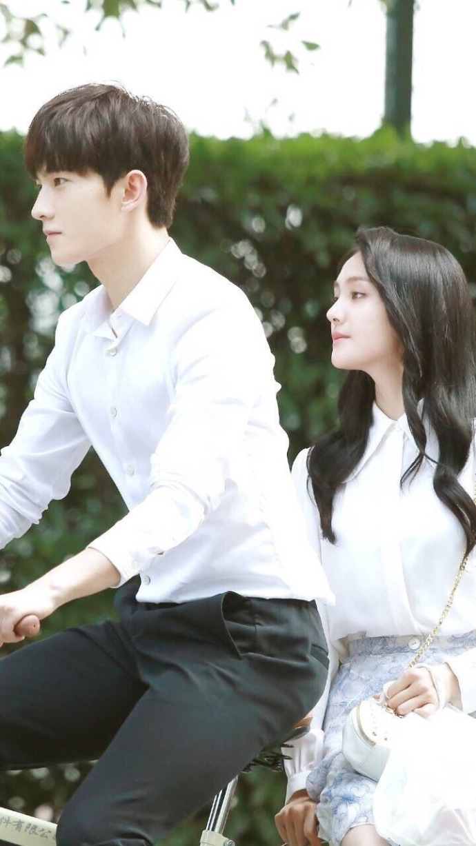 理性讨论下你更爱看杨洋郑爽这种高颜值校花校草级别的荧幕cp