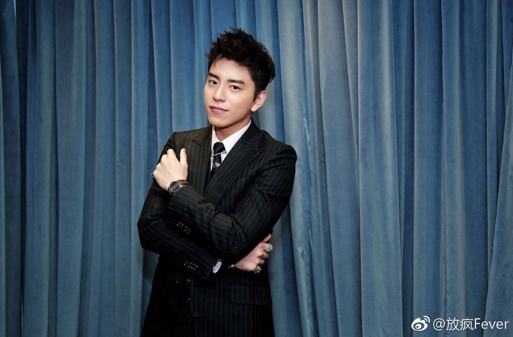 身着 品牌服饰受邀参加今年其2018巴塞尔表展|王大陆|服饰|绅士_新浪