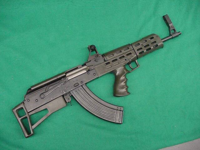 saiga-12k(就是吃鸡里的那个s-12k)图7是pp19vsn(就是r6里那把)图8是