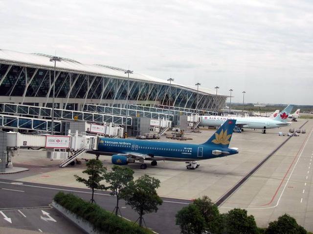 拥有自己的机场并不容易