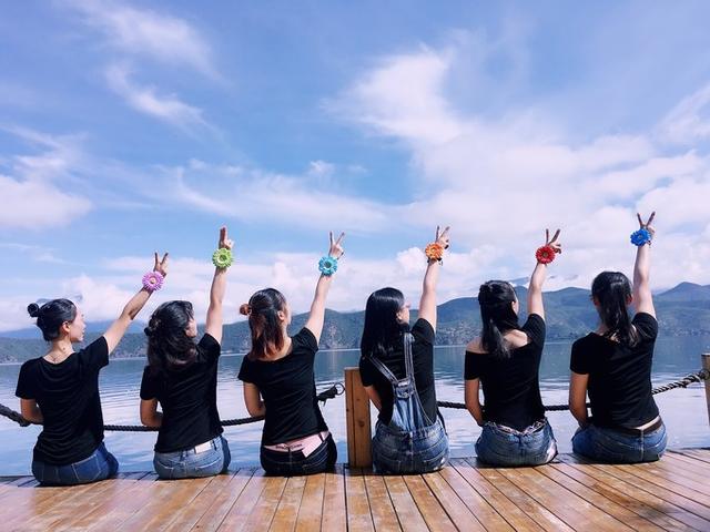 最简单闺蜜旅行洱海80后大妈被网友这是70后好吗