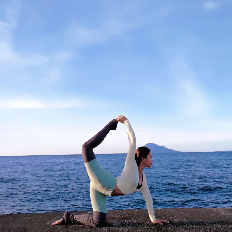 美好的一天从练习瑜伽开始好心态练出来