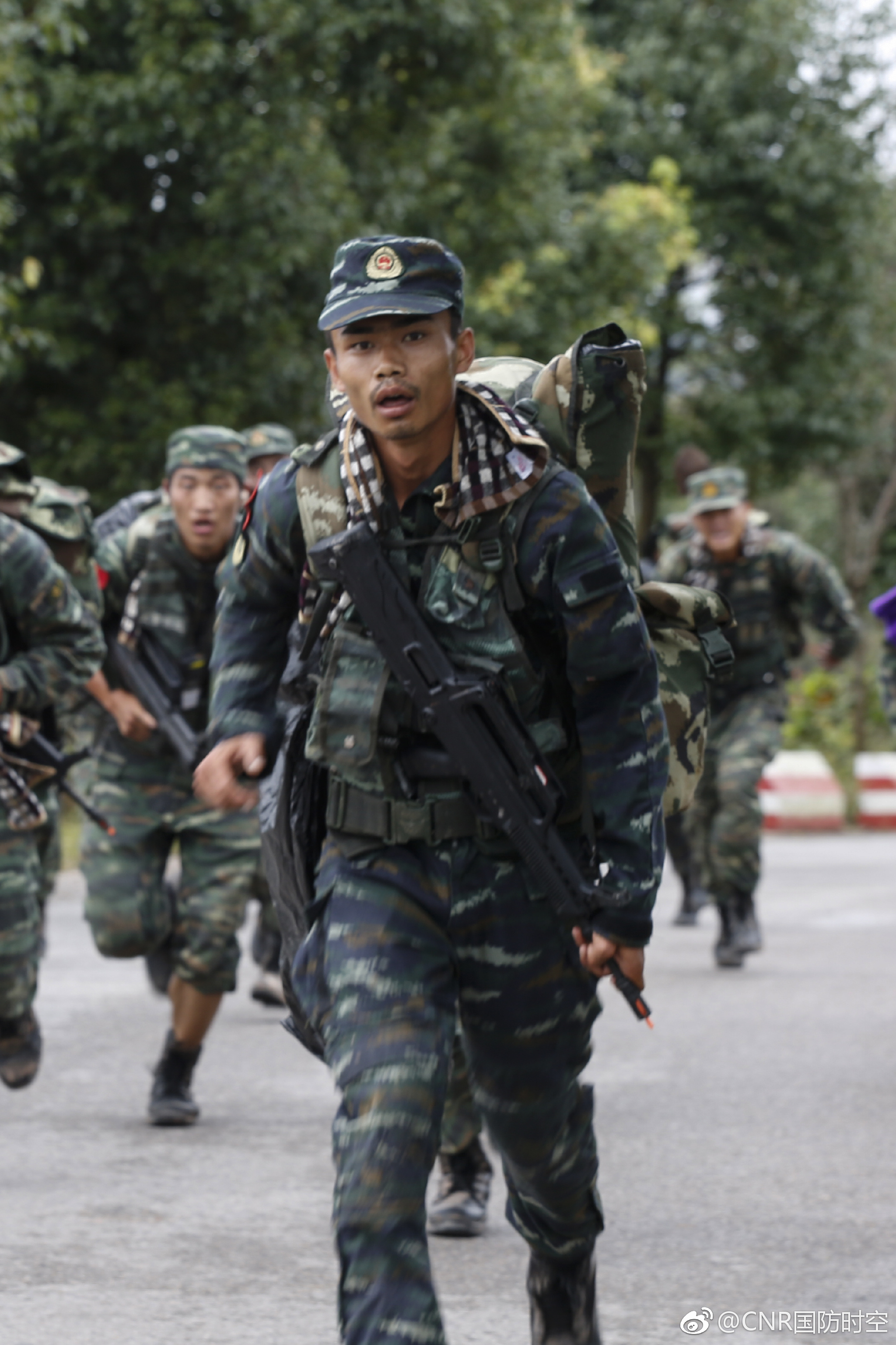 置于死地而后生!云南武警丛林极限求生