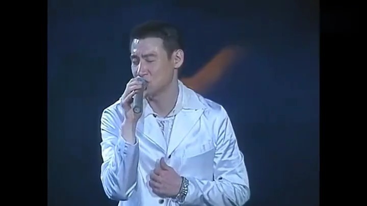 张学友1995巅峰时期吹完口哨, 再接着立体环绕的歌声, 换气处理完美