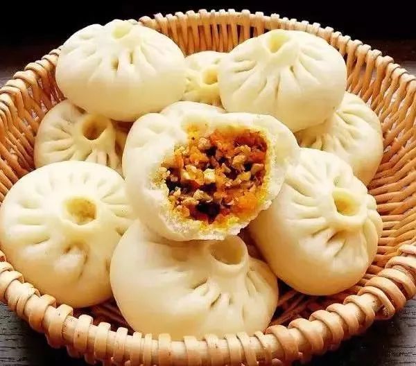 蒸包子小技巧,在家蒸出又大又软还不塌的美味!|包子|面团|馅儿_新浪新闻