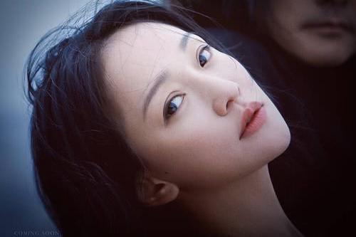 44岁周迅颜值吊打同龄人,《你好,之华》宣传照公开侧颜杀!