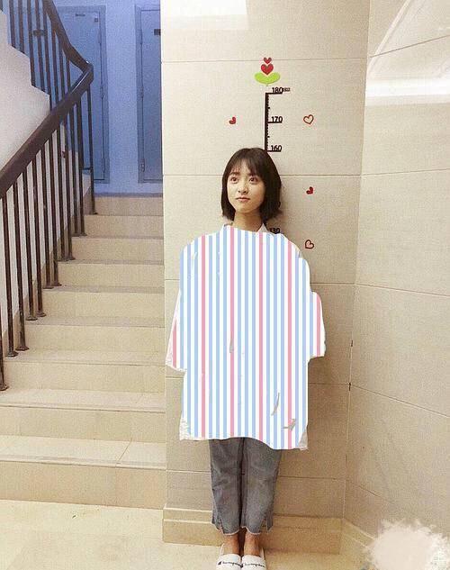 沈月为证身高160耿直晒照网友扒皮得出最多140