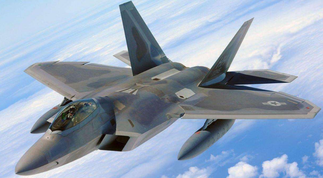 歼20已完成升级,可向后发射导弹,只有中国才有这种技术