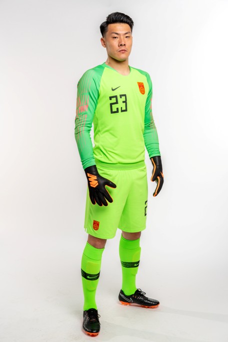 国足新球衣纱线体现巨龙喷火寓意球衣科技亮点颇多