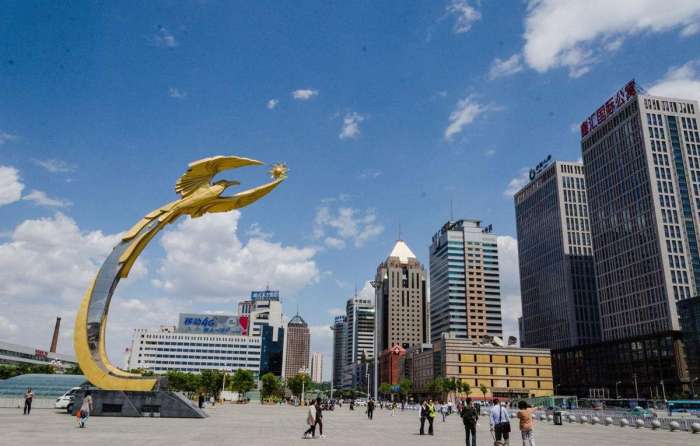 我国最躺赢的省会被2线城市碾压却连续6年入围新一线