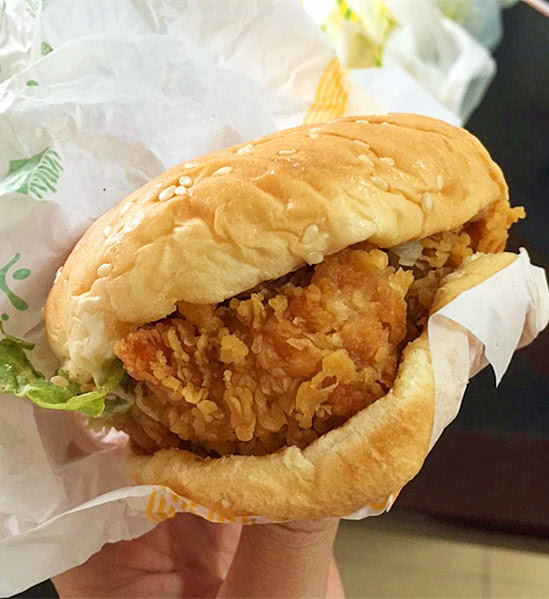 这家"国产"快餐店3元一个汉堡,年赚6个亿,肯德基:我败了!