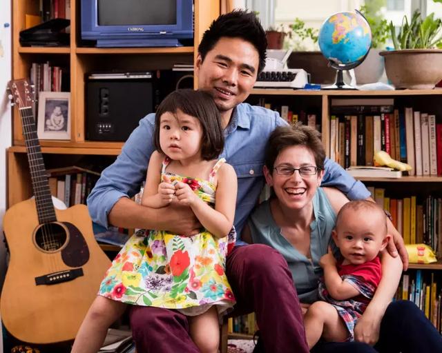 kanthor和她的中国丈夫刘健共同创办,刘健是位作家,音乐人和杂志编辑