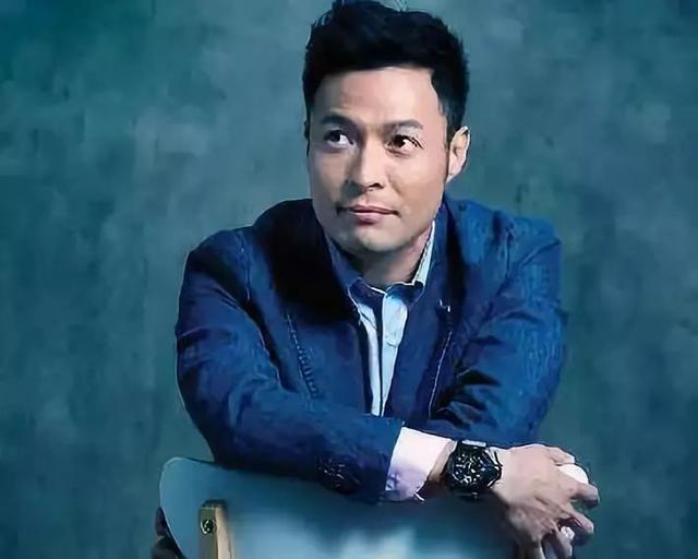 tvb小生40岁荣升人父大晒八个月大儿子下水礼|张达伦|下水礼|社交网