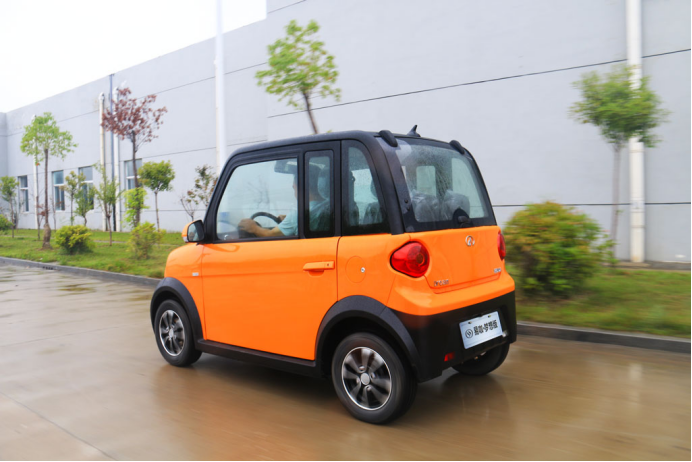 轻巧时尚告别堵车 梦想260抢先体验