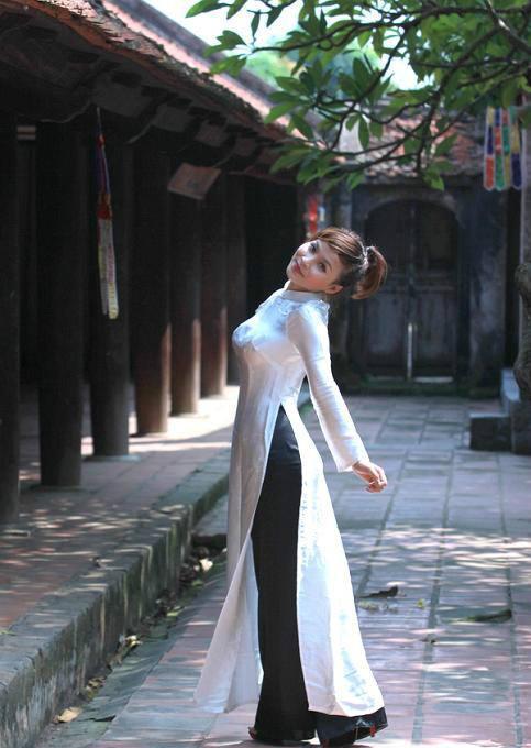 越南河内女人漂亮可口, 待人温柔, 许多国外游客生活在这里