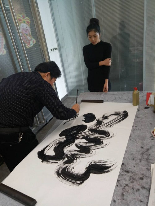 快卖鼻祖 书法旷才--龙人行实业董事长,著名书法家恒源