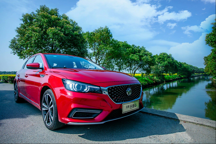 年轻爵粉疯狂打call 全新名爵6单月销量过万-新浪汽车