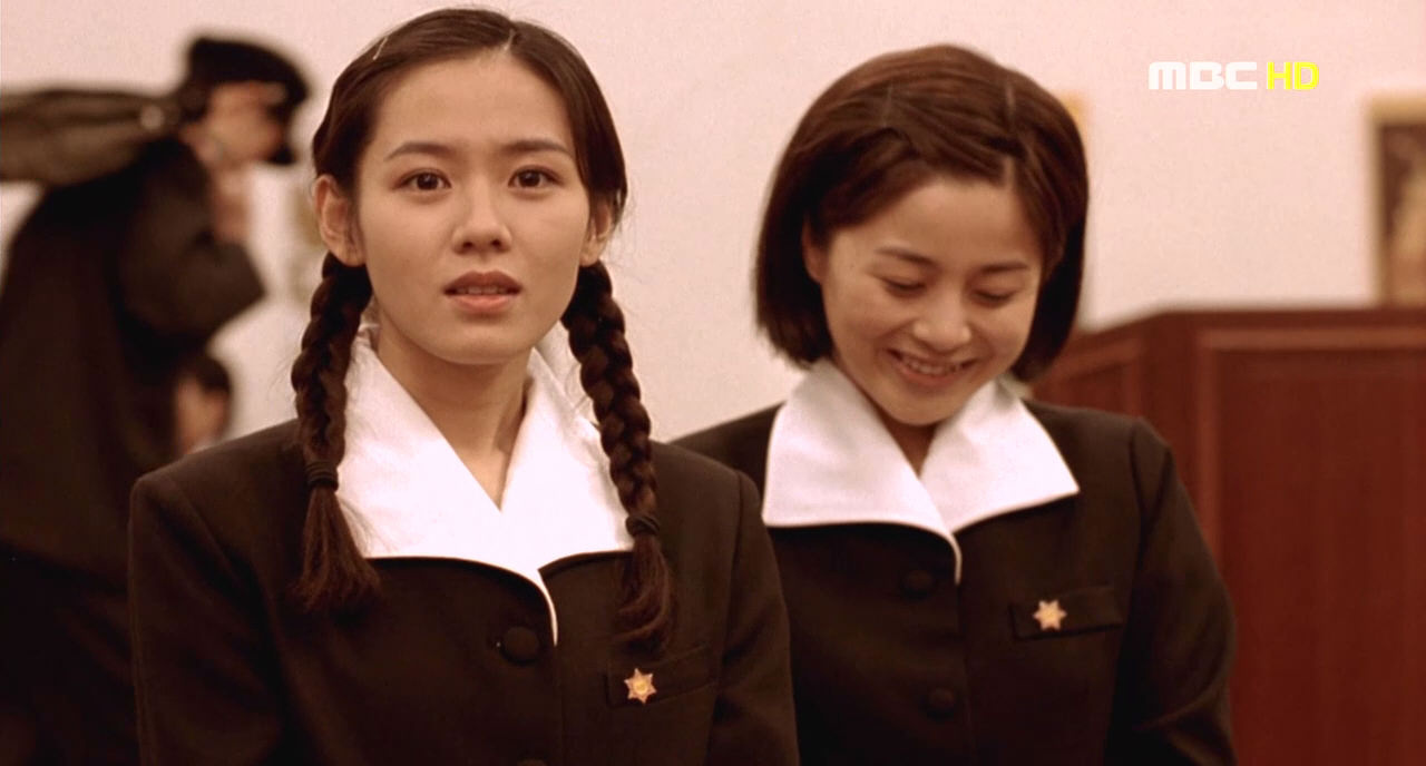 电影,勾勒出人情真善美,让人回味,让你感伤,让人动容|项链|爱情|两代