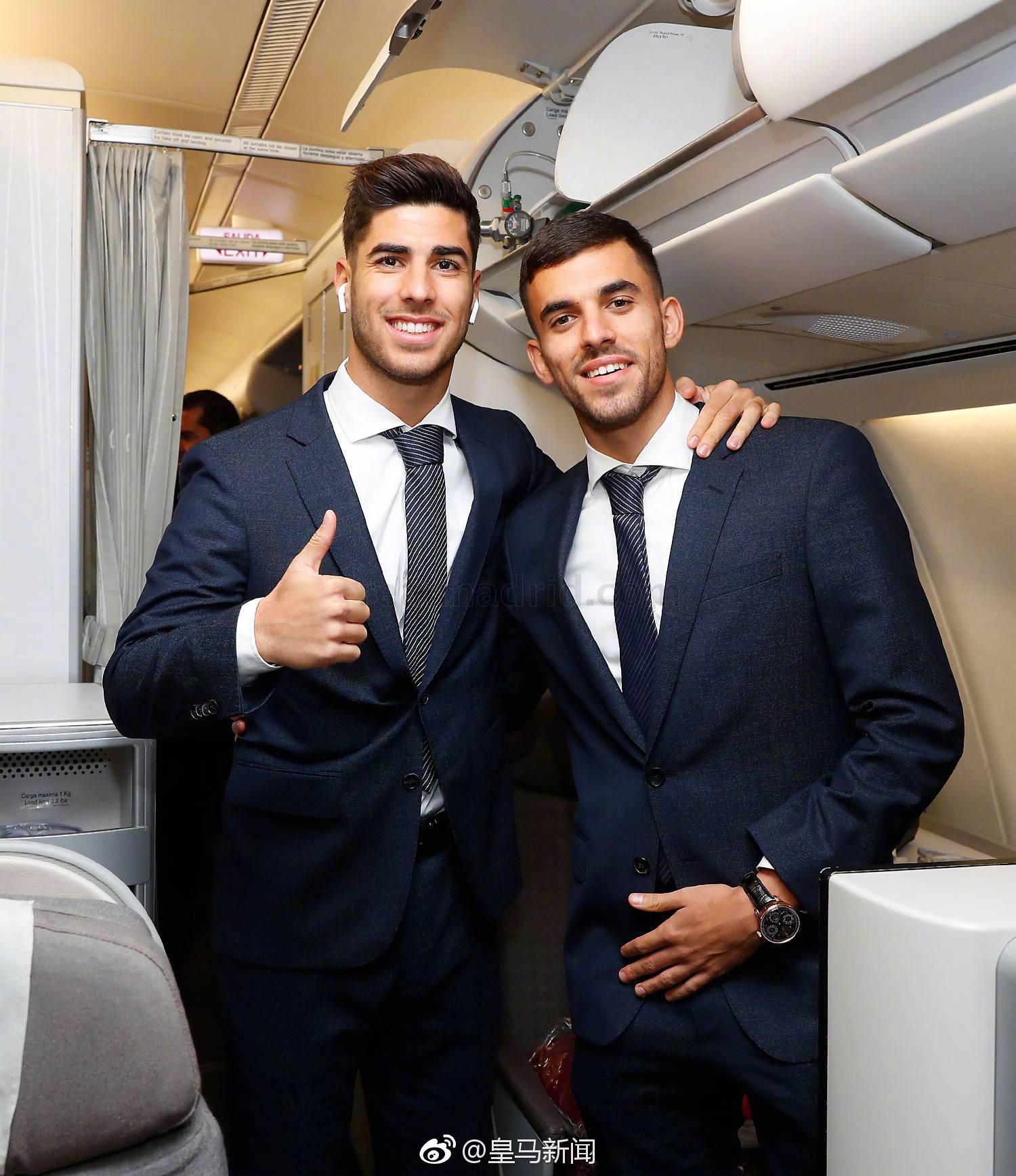 皇马全队的西装帅照图为什么大家都喜欢拍双人照