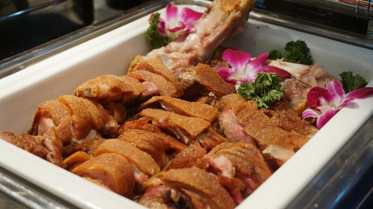 舌尖上的海鲜盛宴,五缘湾牡丹自助餐各种蒸海鲜真的很鲜