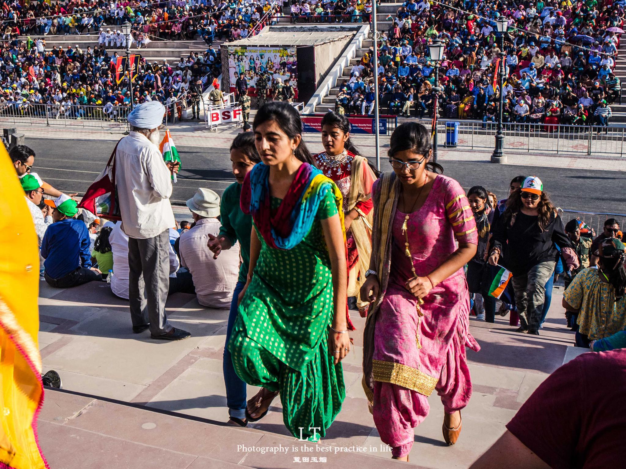 印度女人除了穿沙丽,平常还穿什么服装?