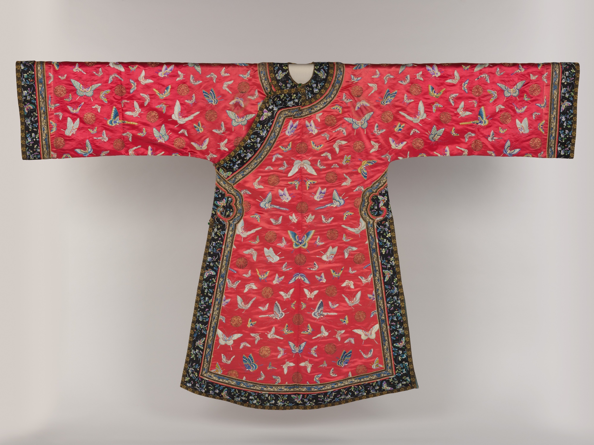 美美美美美几套清朝的服装收藏于大都博物馆|收藏|博物馆|服装_新浪新闻