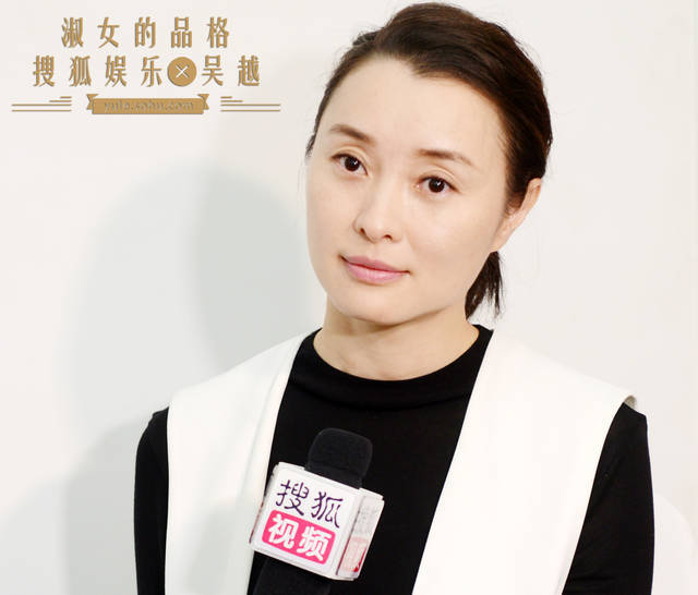 她是陈建斌的前女友,背景显赫至今单身,42岁美如18岁