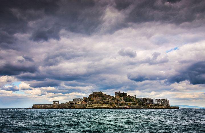 这个岛曾经人口密度超越东京后来却变成世界十大恐怖岛屿之一