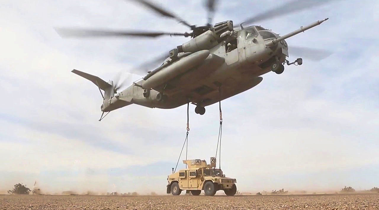 美国最新重型直升机可外挂2辆悍马载重达16吨,单价已超过f35战机 67