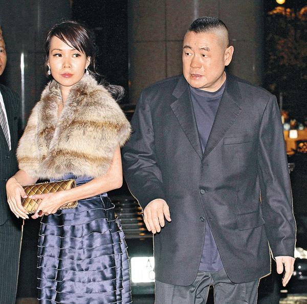 刘銮雄斥资200亿收藏,红酒估值70亿,曾经一周买5辆法拉利