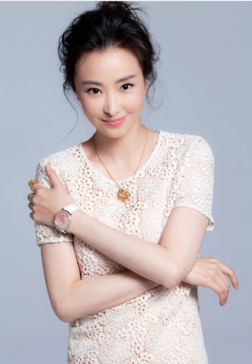 凭《倚天》丁敏君成名,遇渣男遭暴打人财两空,年近40仍貌美如花林静