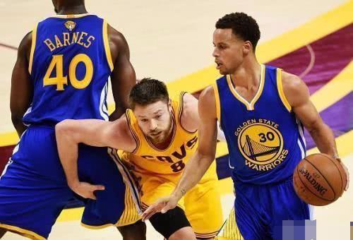 库里2015总决赛25+5+6, 为何FMVP投票为0?